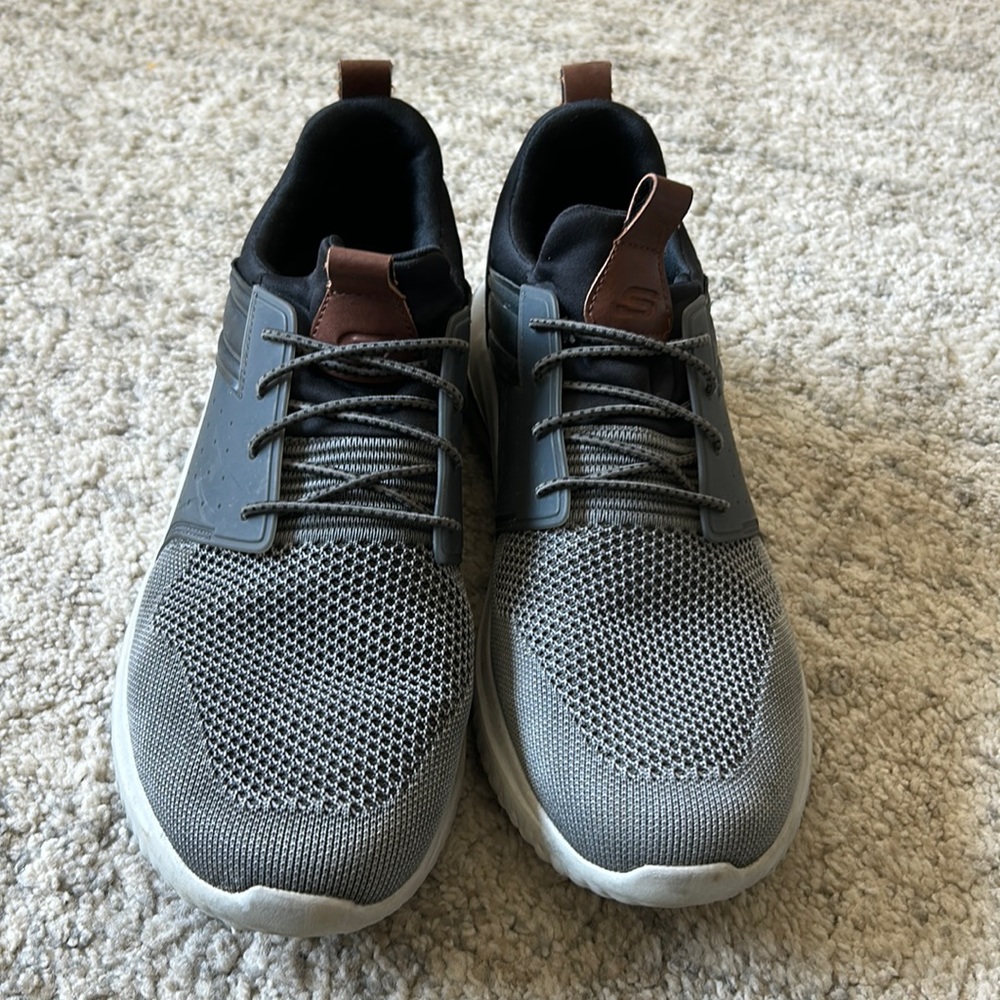 Men’s Skechers 10.5 Classic Fit Air-Cooled Memory Foam gogamat arch